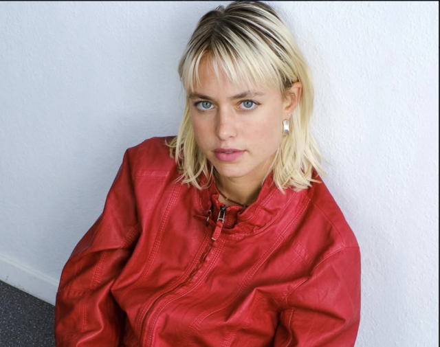 Charli/e